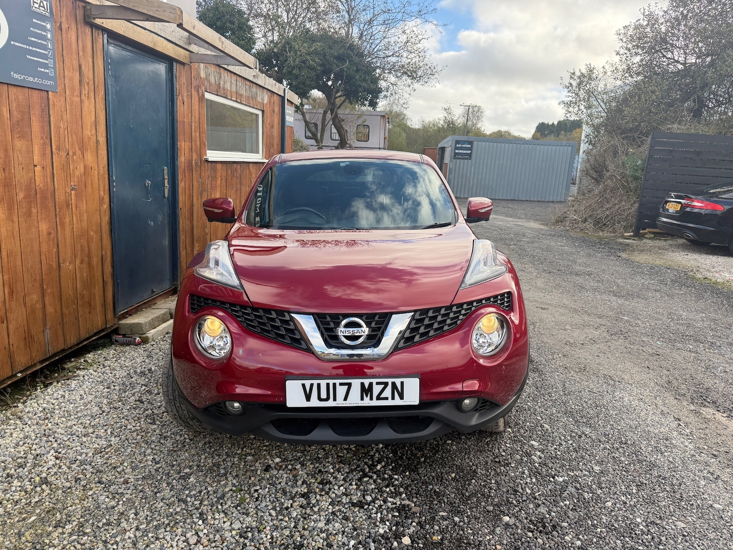 Used Nissan Juke 2017 for sale - 76444734: Photo 2