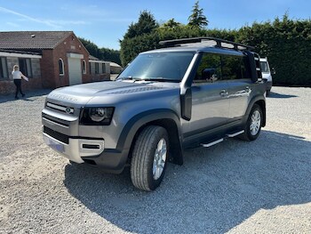 Used Land Rover Defender 2023 for sale - 78457515: Photo