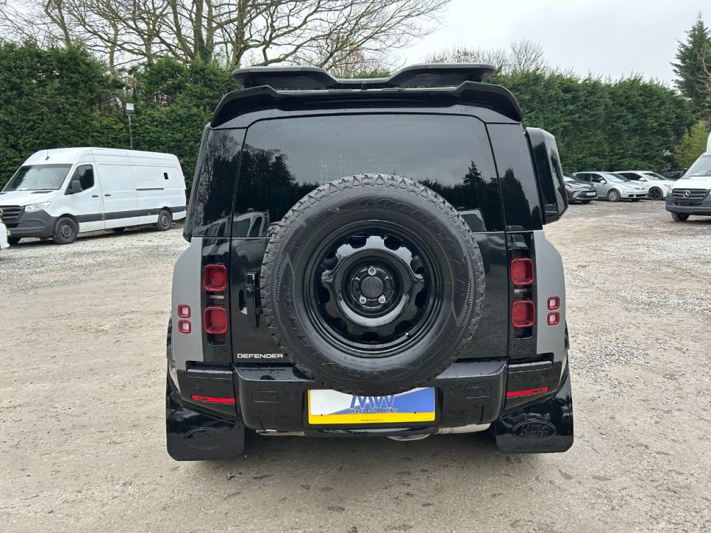 Used Land Rover Defender 2022 for sale - 77417302: Photo 6