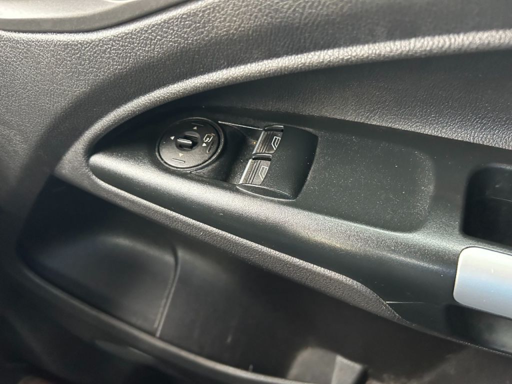 Used Ford Transit Connect 2017 for sale - 76904816: Photo 12