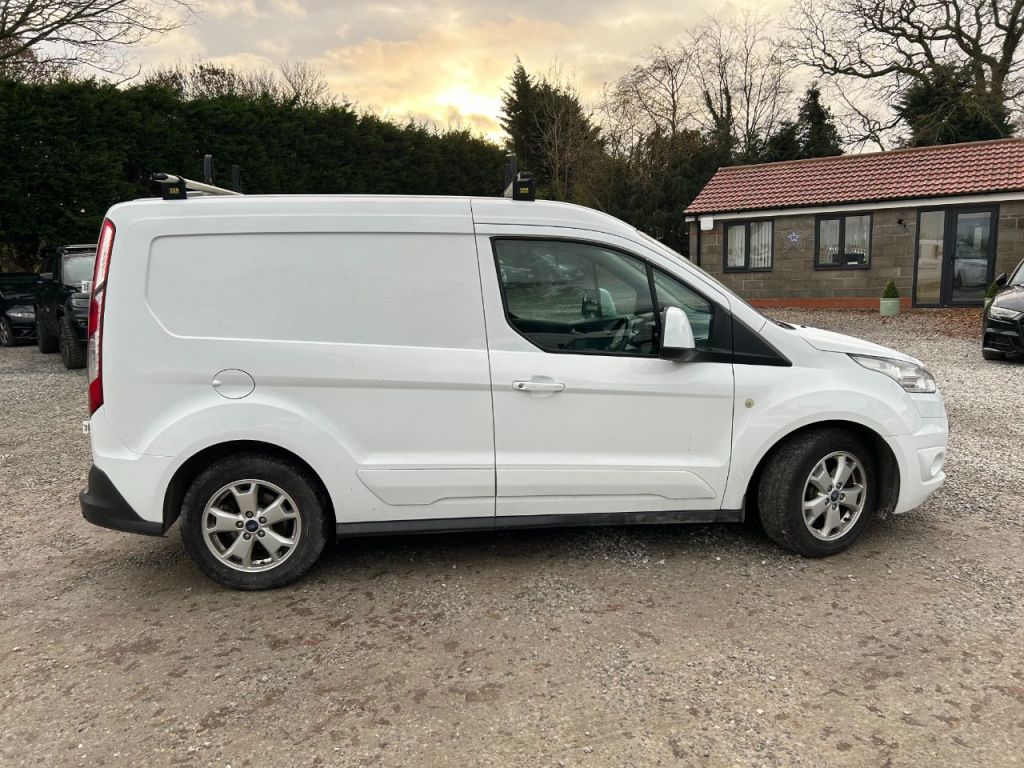 Used Ford Transit Connect 2017 for sale - 76904816: Photo 8