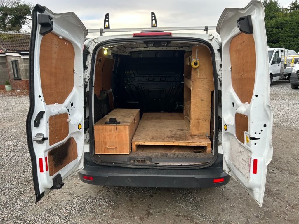 Used Ford Transit Connect 2017 for sale - 76904816: Photo 9