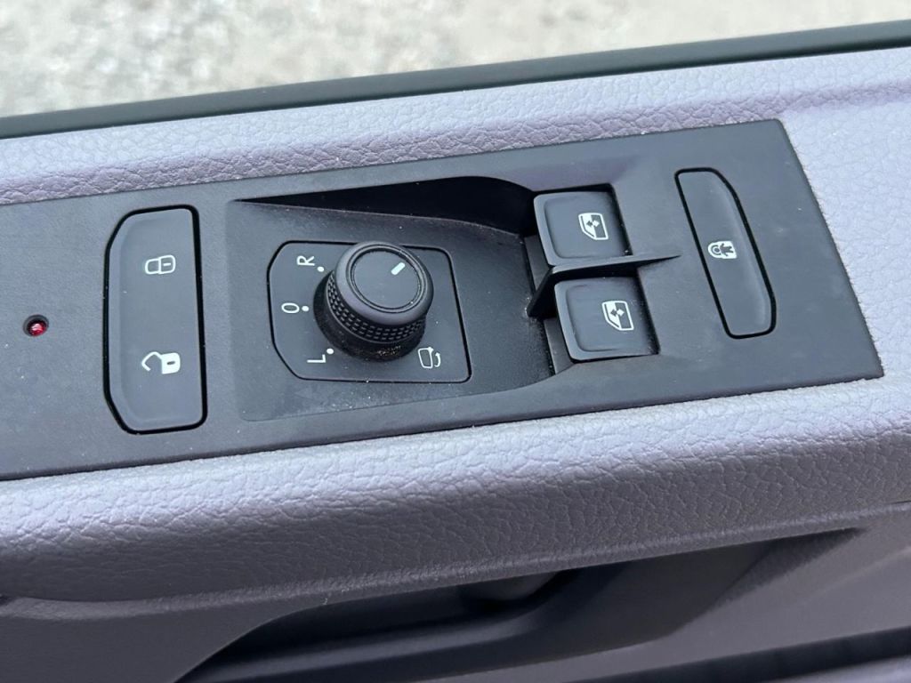 Used Volkswagen Transporter 2024 for sale - 76461652: Photo 14