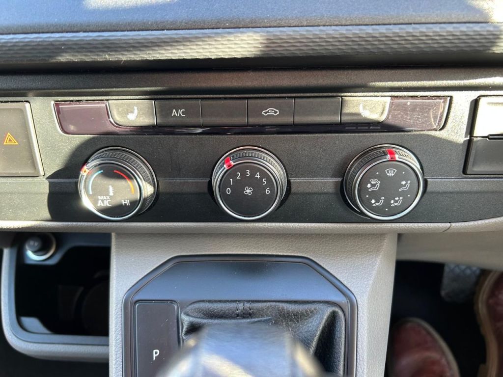 Used Volkswagen Transporter 2024 for sale - 76461652: Photo 23