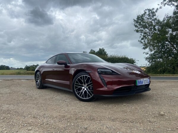 Used Porsche Taycan 2023 for sale - 71659378: Photo 1