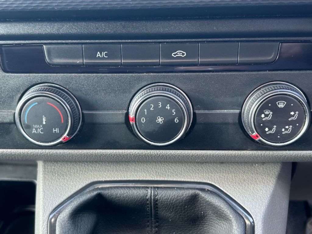 Used Volkswagen Transporter 2023 for sale - 77528464: Photo 11