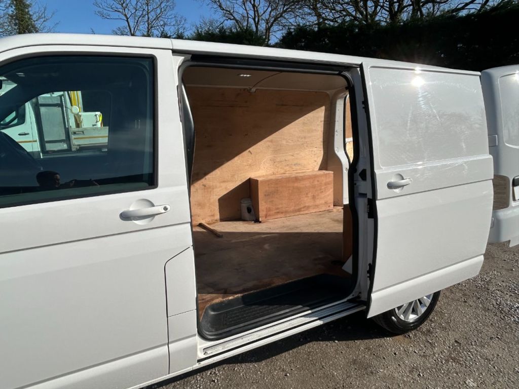 Used Volkswagen Transporter 2023 for sale - 77528464: Photo 18