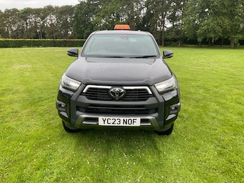 Used Toyota Hilux 2023 for sale - 78857642: Photo