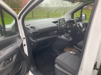 Used Vauxhall Combo 2020 for sale - 76547611: Photo
