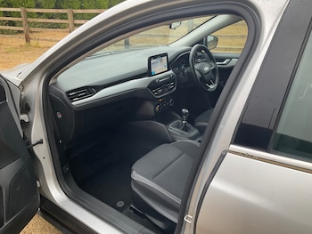 Used Ford Focus 2019 for sale - 79551417: Photo