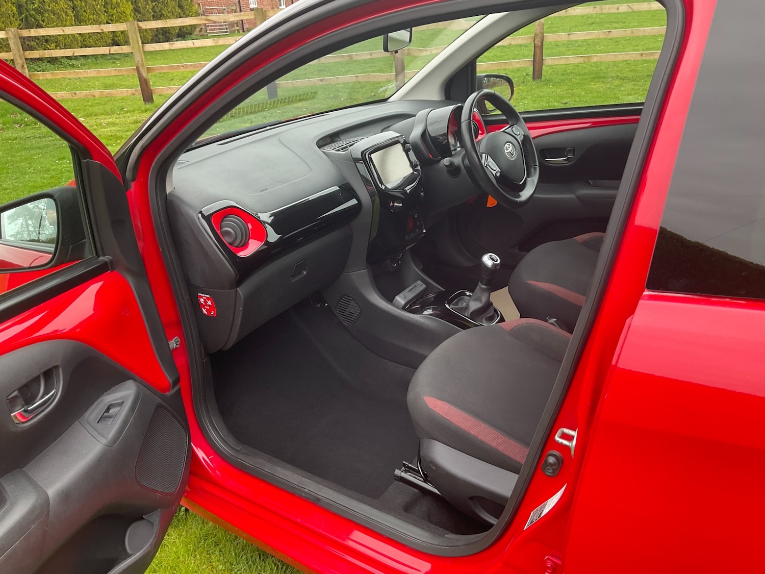 Used Toyota AYGO 2017 for sale - 78145988: Photo 10