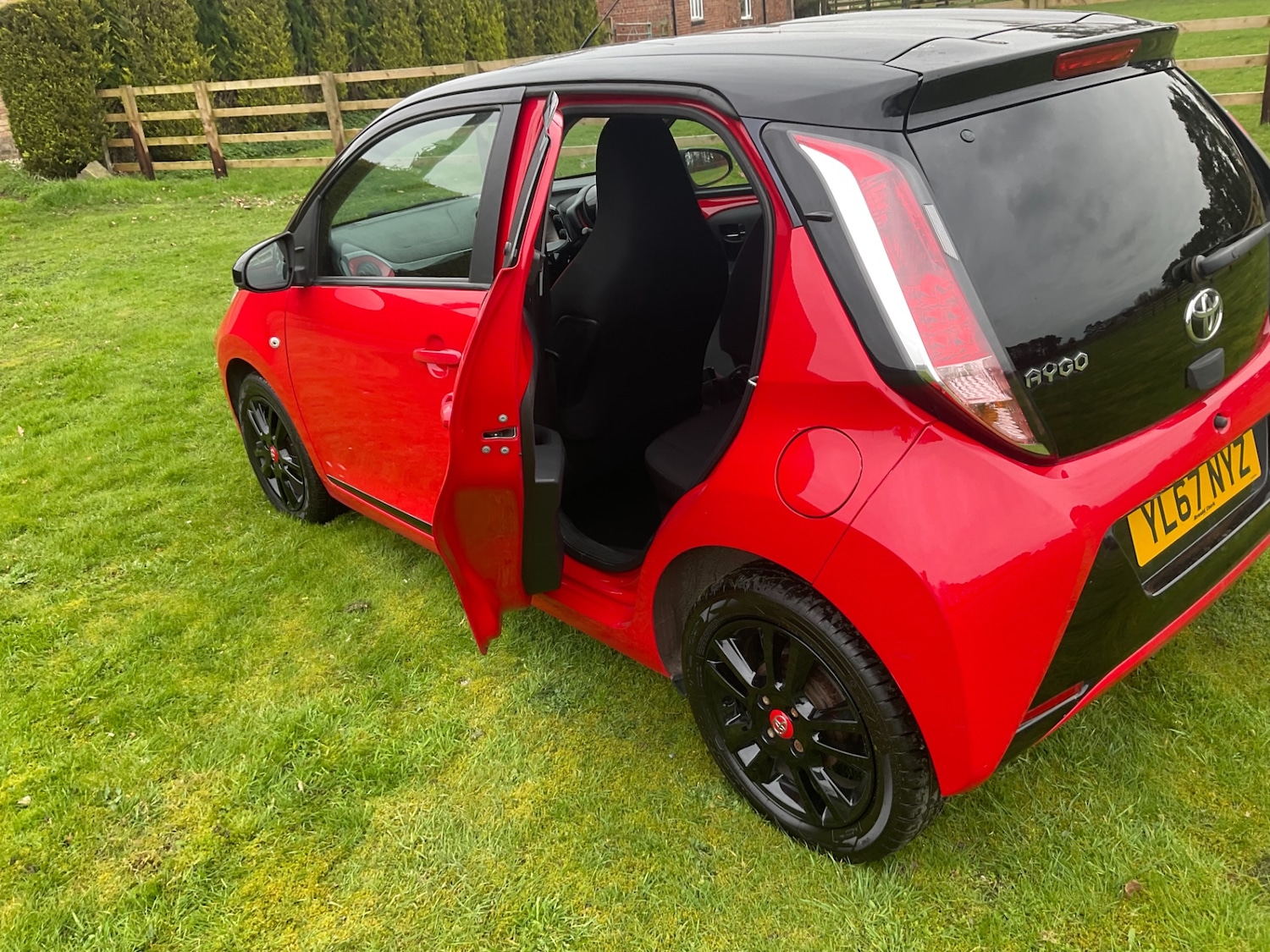 Used Toyota AYGO 2017 for sale - 78145988: Photo 11