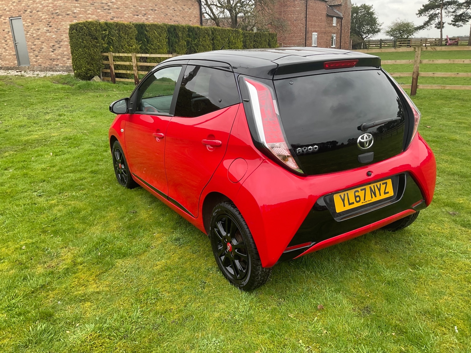 Used Toyota AYGO 2017 for sale - 78145988: Photo 8