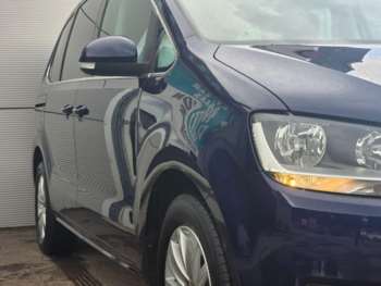 Used Volkswagen Sharan 2017 for sale - 74700624: Photo