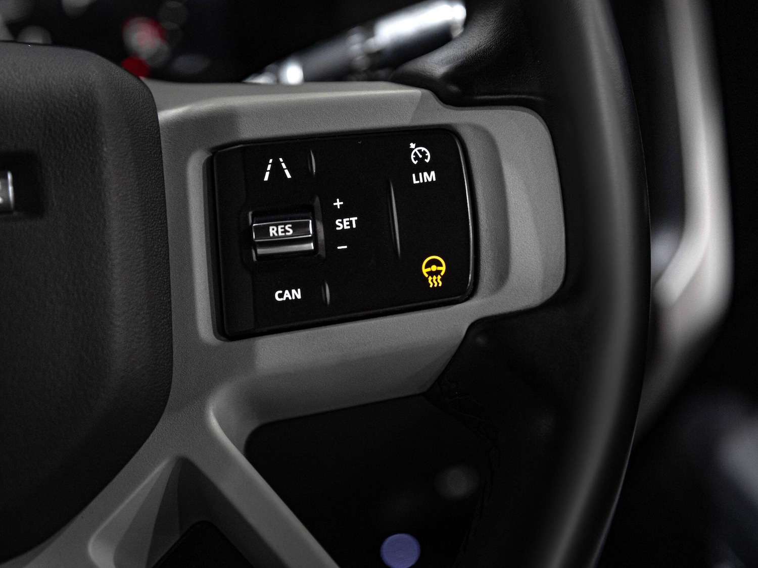 Used Land Rover Defender 90 for sale - 76425446: Photo 17