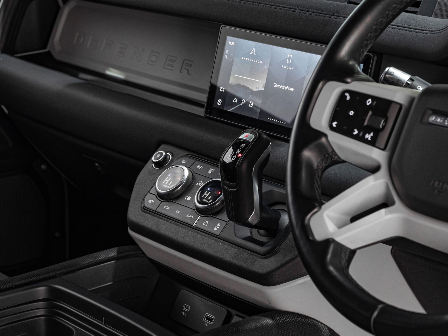 Used Land Rover Defender 90 for sale - 76425446: Photo 19