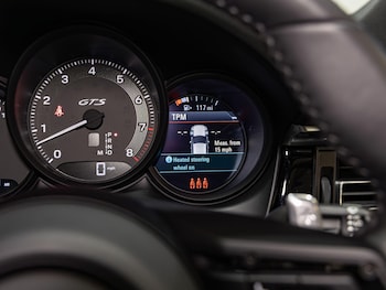 Used Porsche Macan 2023 for sale - 77909356: Photo