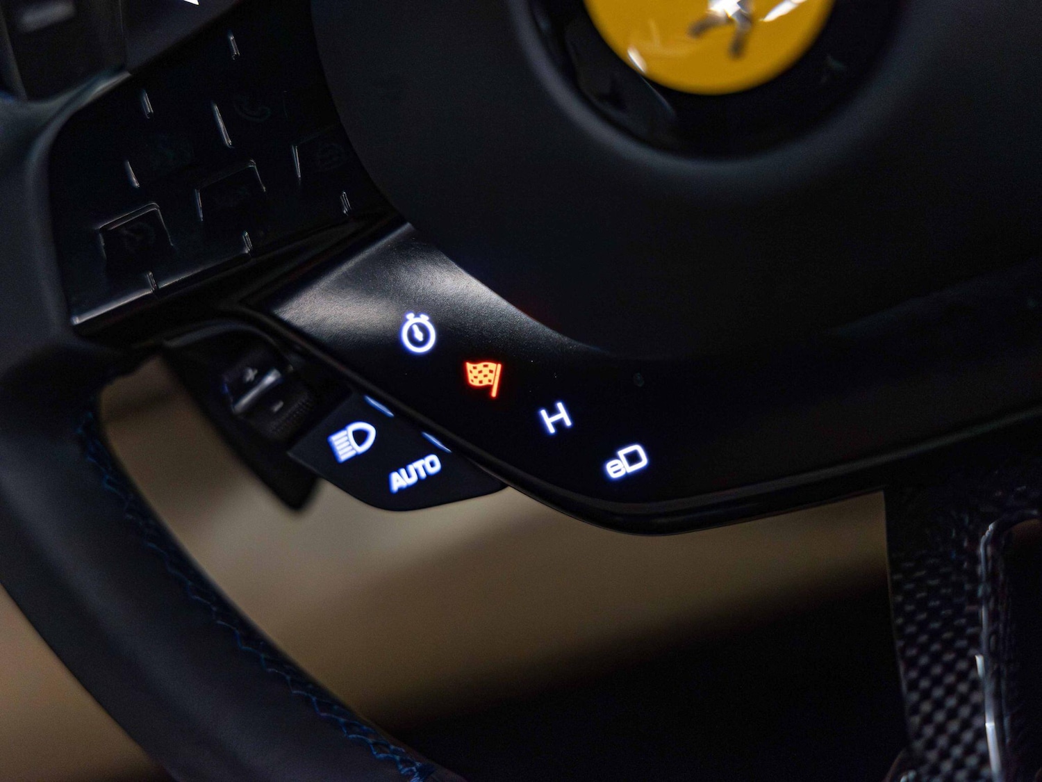 Used Ferrari 296 GTB 2025 for sale - 76136089: Photo 13