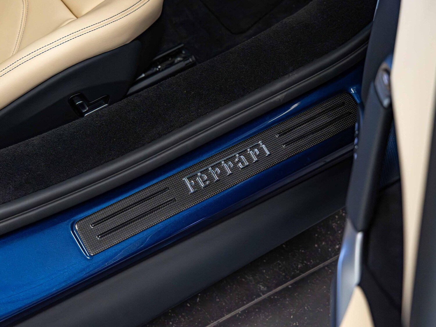 Used Ferrari 296 GTB 2025 for sale - 76136089: Photo 17