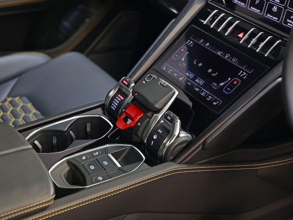 Used Lamborghini Urus 2021 for sale - 75186237: Photo 17