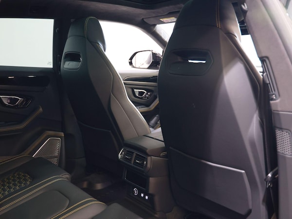 Used Lamborghini Urus 2021 for sale - 75186237: Photo 23