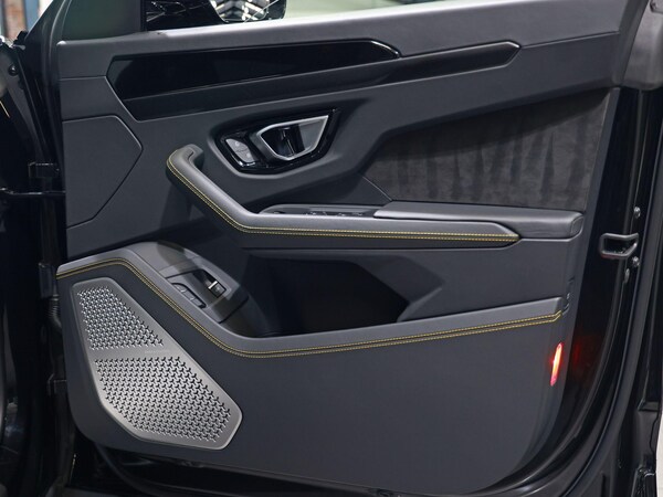 Used Lamborghini Urus 2021 for sale - 75186237: Photo 26