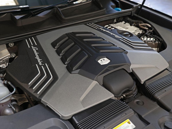 Used Lamborghini Urus 2021 for sale - 75186237: Photo 32