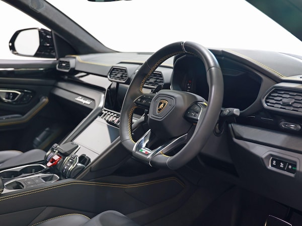 Used Lamborghini Urus 2021 for sale - 75186237: Photo 8