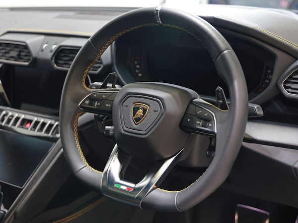 Used Lamborghini Urus 2021 for sale - 75186237: Photo 9