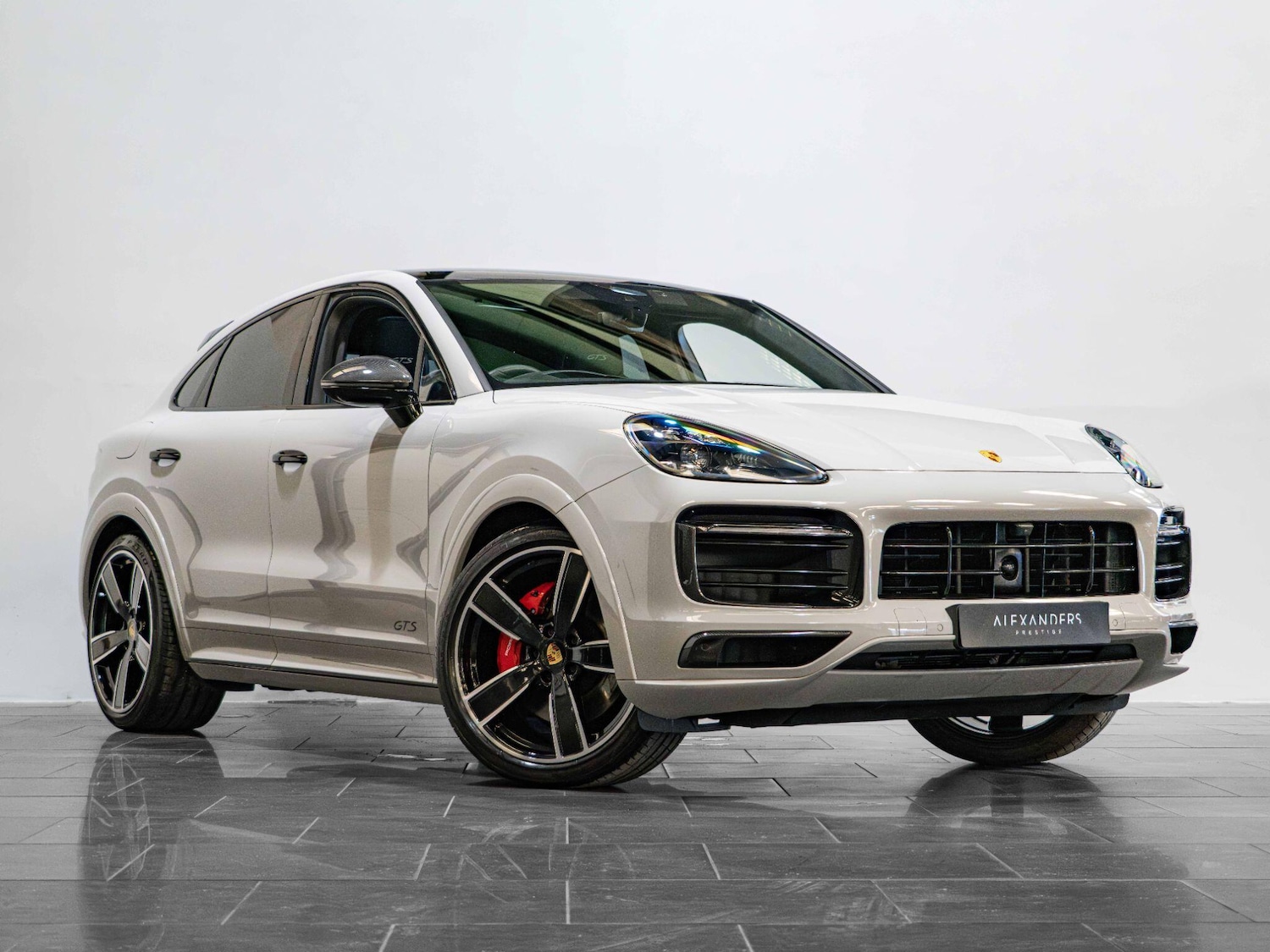 Used Porsche Cayenne for sale - 76989307: Photo 24
