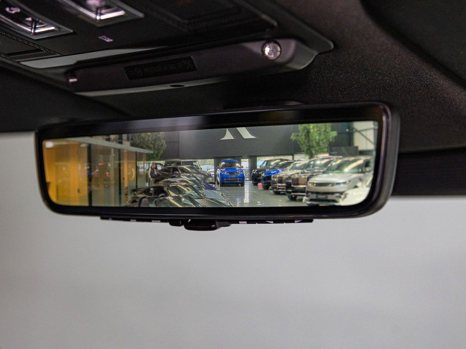 Used Land Rover Defender 110 for sale - 76151442: Photo 15