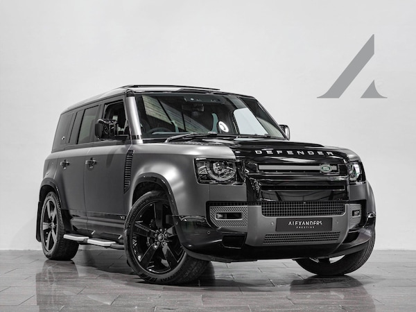 Used Land Rover Defender 110 for sale - 76151442: Photo 1