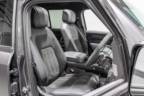 Used Land Rover Defender 110 for sale - 76151442: Photo 8