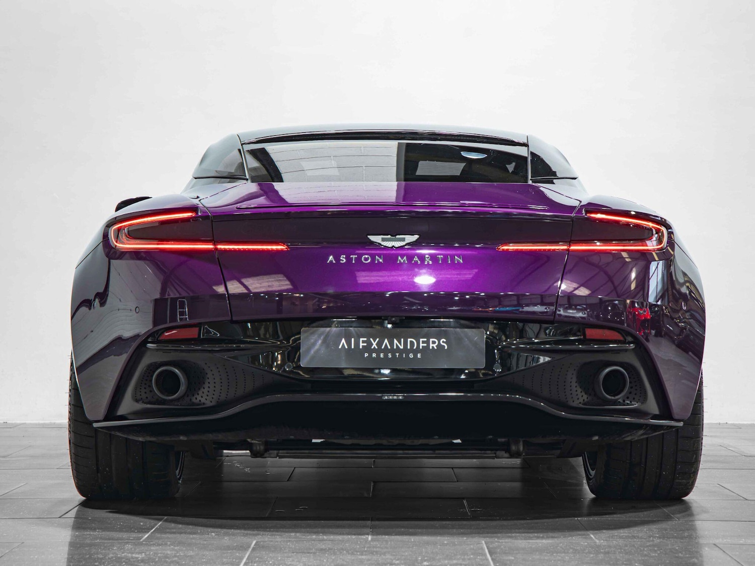 Used Aston Martin V8 2023 for sale - 77497314: Photo 11