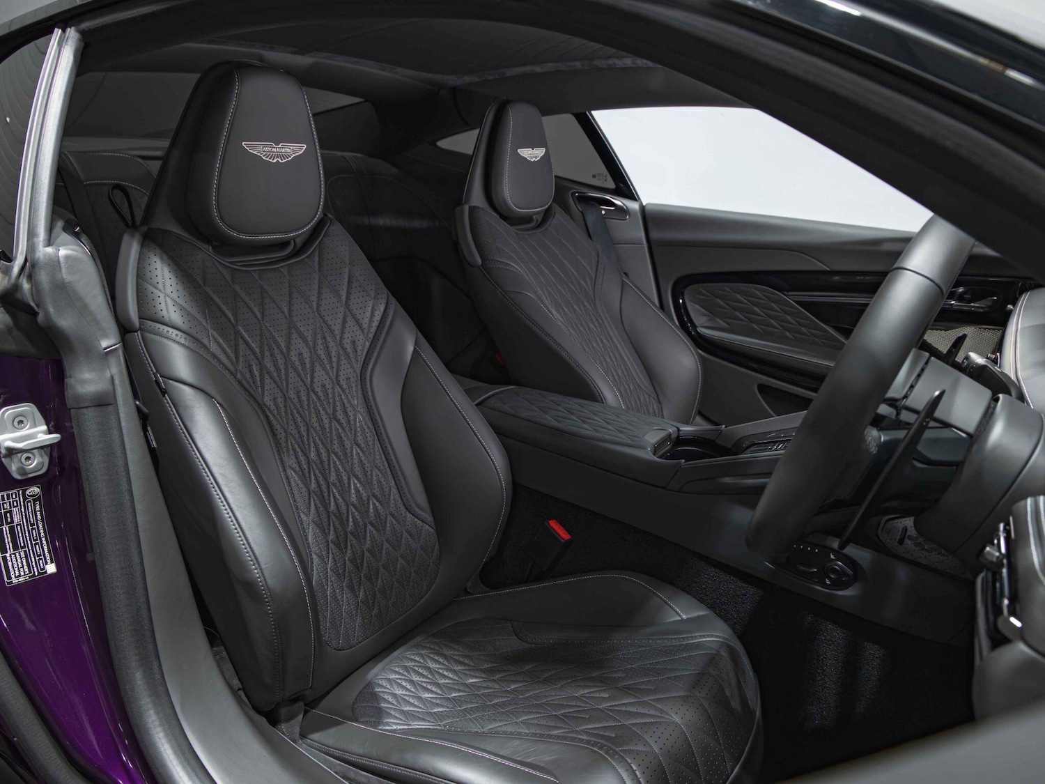 Used Aston Martin V8 2023 for sale - 77497314: Photo 2