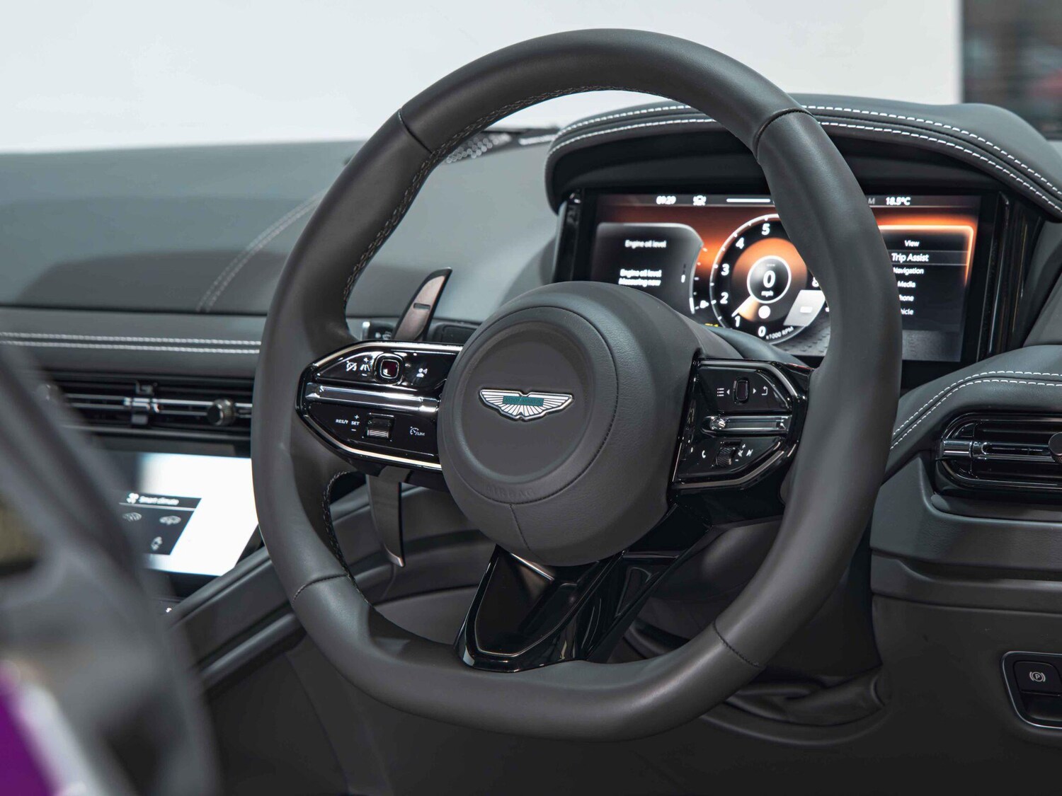 Used Aston Martin V8 2023 for sale - 77497314: Photo 21