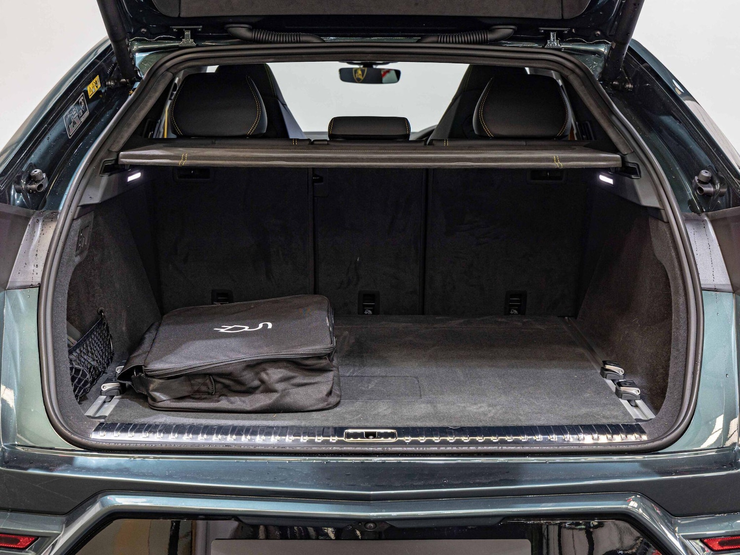 Used Lamborghini Urus 2025 for sale - 76136511: Photo 29