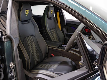 Used Lamborghini Urus 2025 for sale - 76136511: Photo 3