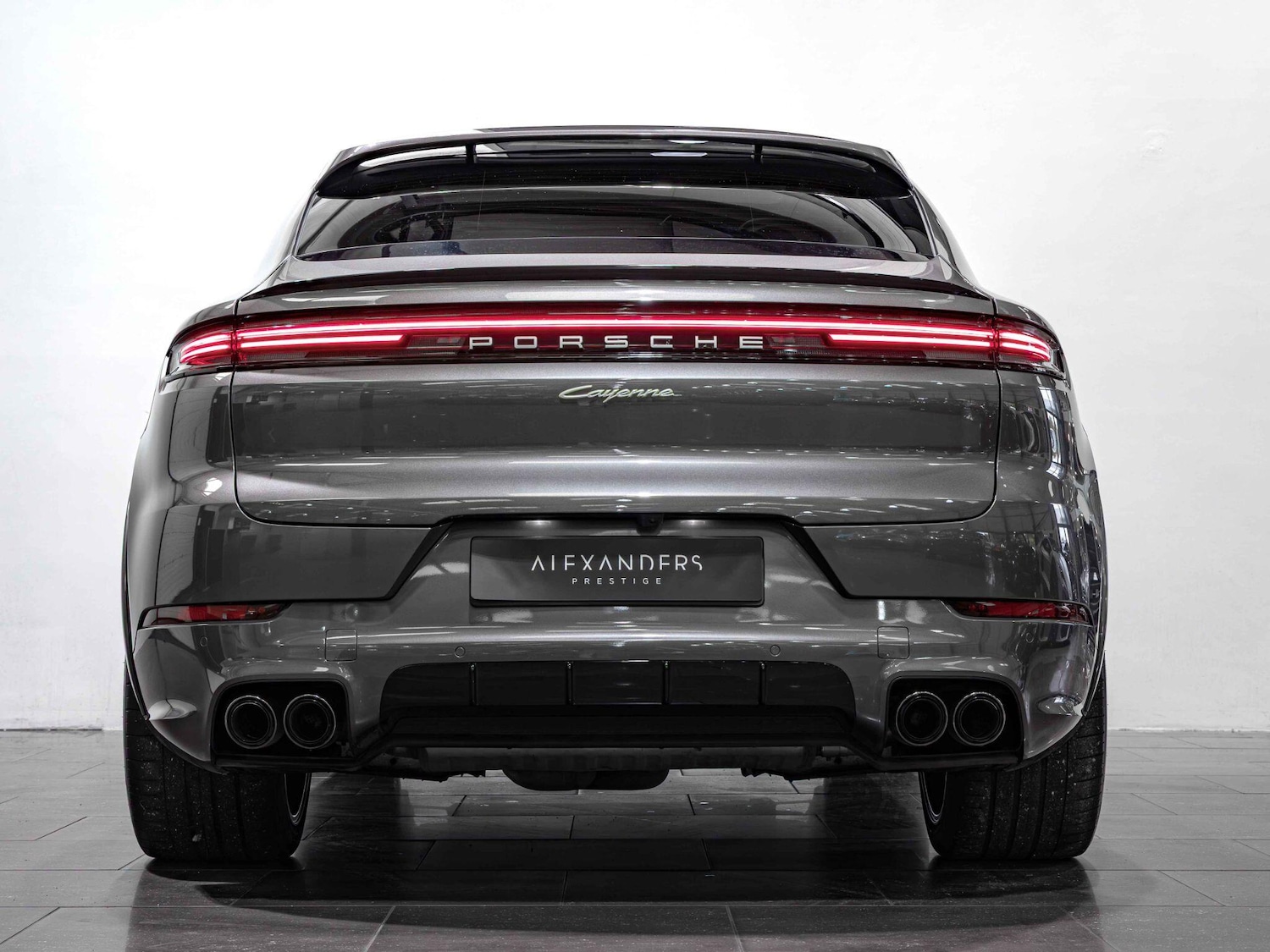 Used Porsche Cayenne 2023 for sale - 76240158: Photo 11