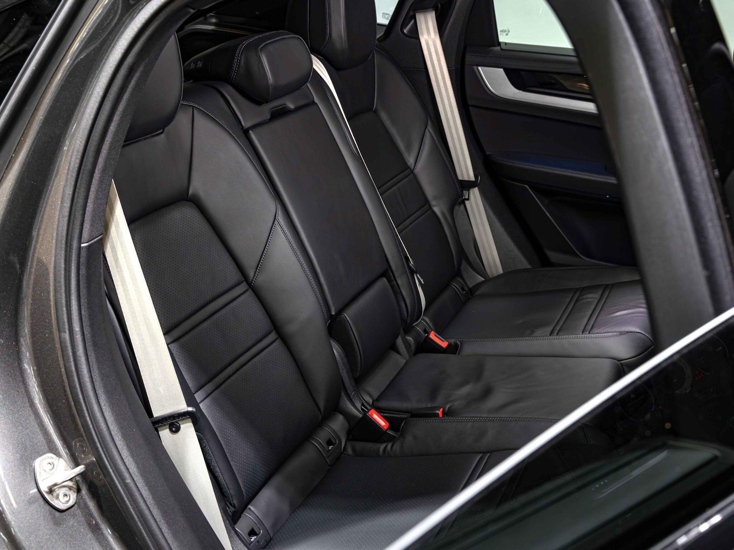 Used Porsche Cayenne 2023 for sale - 76240158: Photo 28