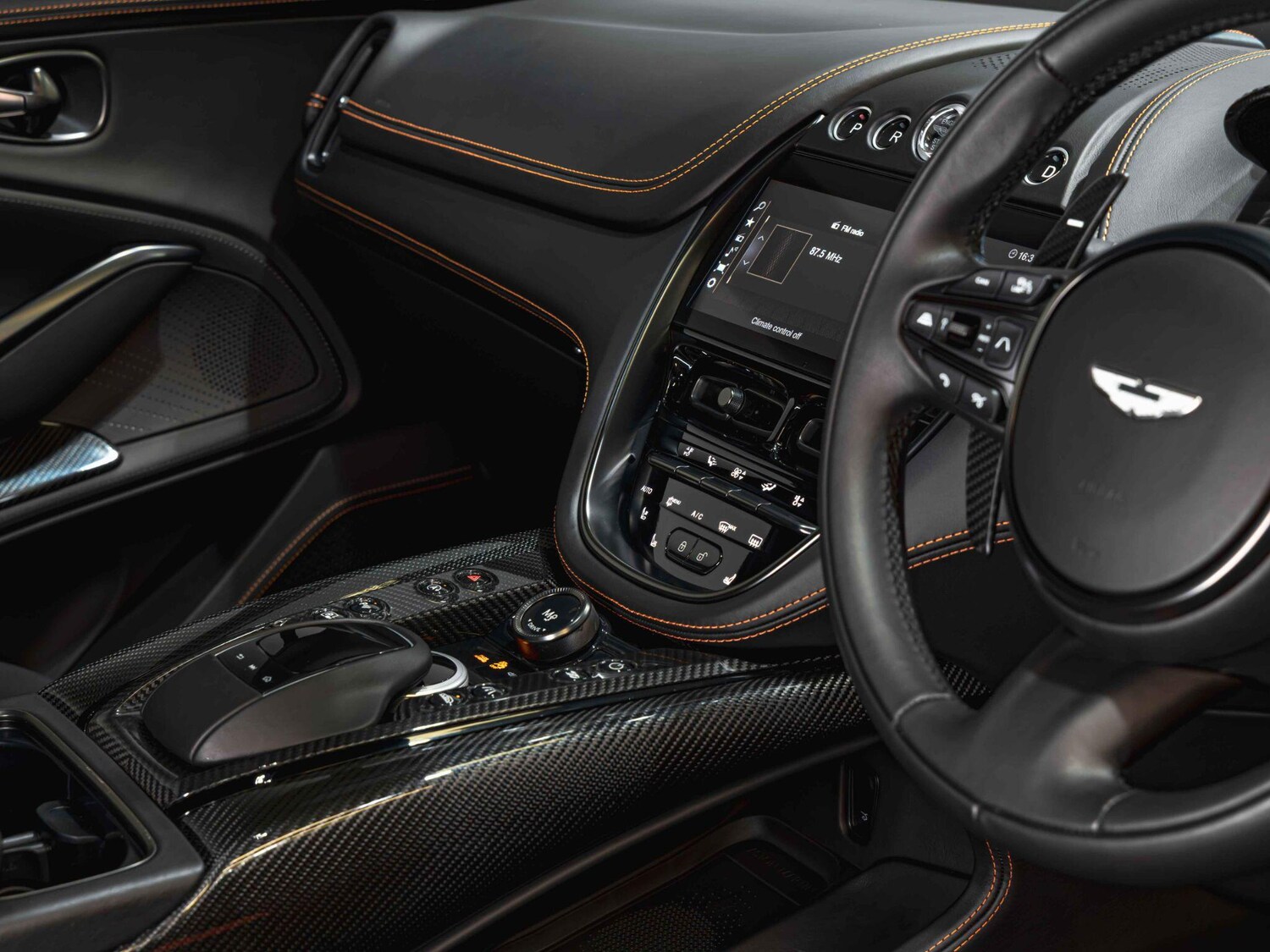 Used Aston Martin DBX for sale - 78204098: Photo 25