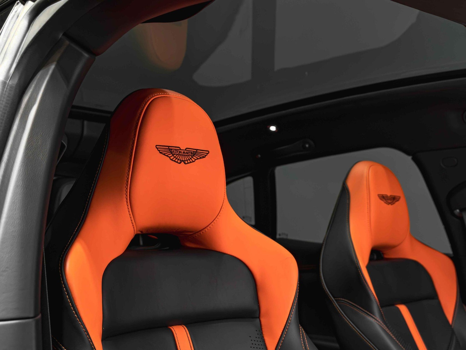 Used Aston Martin DBX for sale - 78204098: Photo 3