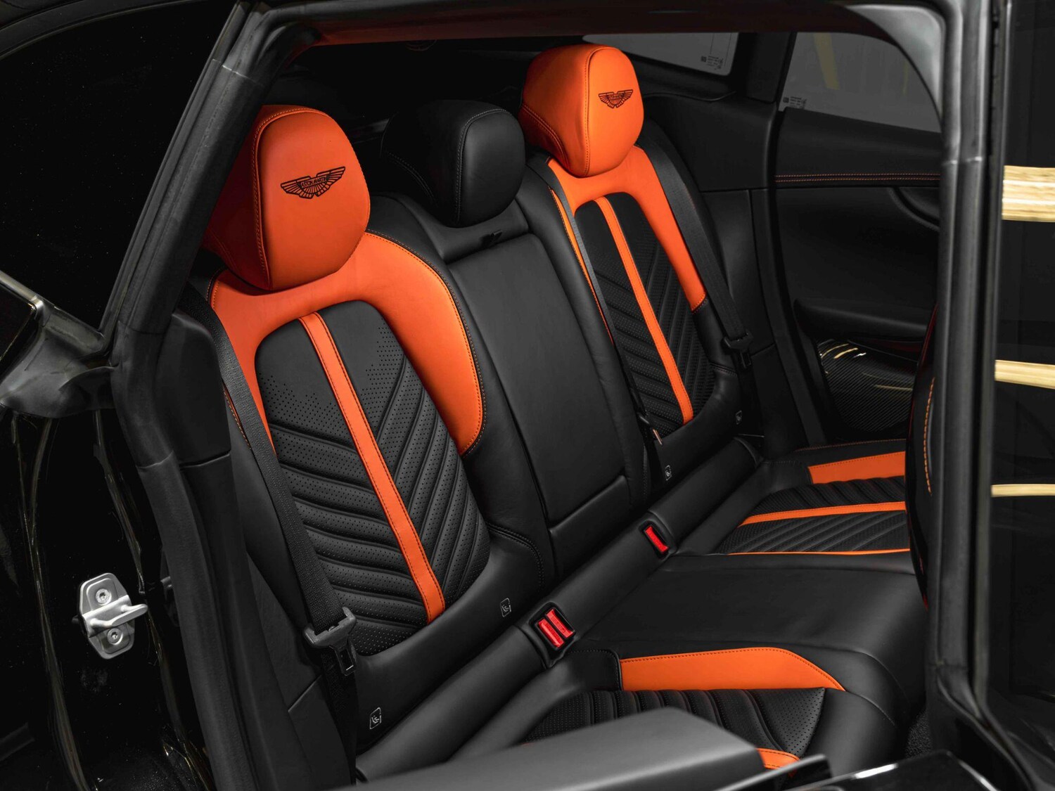 Used Aston Martin DBX for sale - 78204098: Photo 30