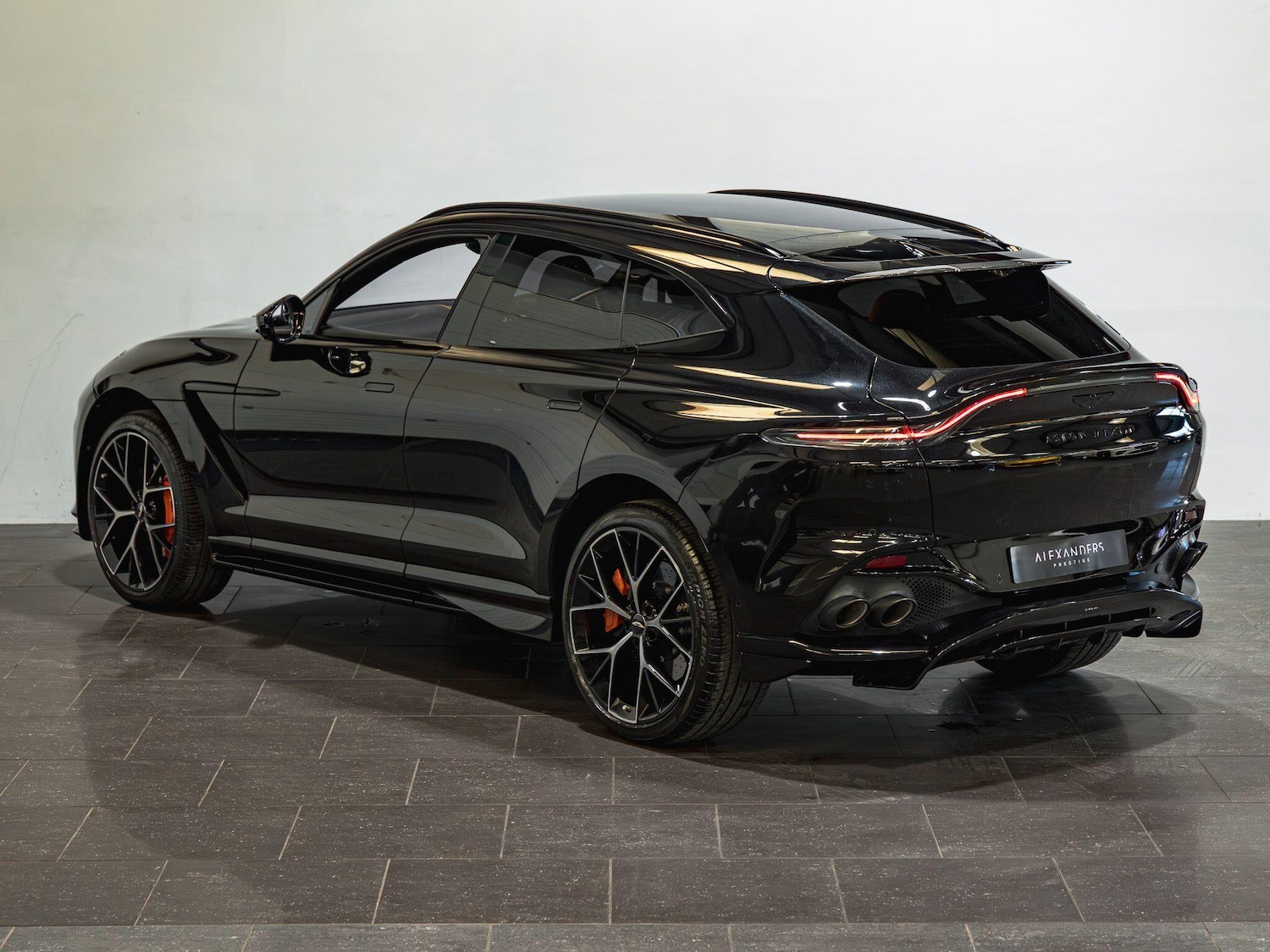 Used Aston Martin DBX for sale - 78204098: Photo 5
