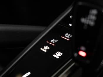 Used Porsche Cayenne 2021 for sale - 79740470: Photo