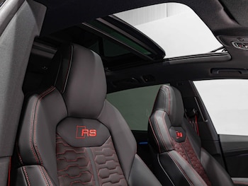 Used Audi RS Q8 2025 for sale - 77215034: Photo