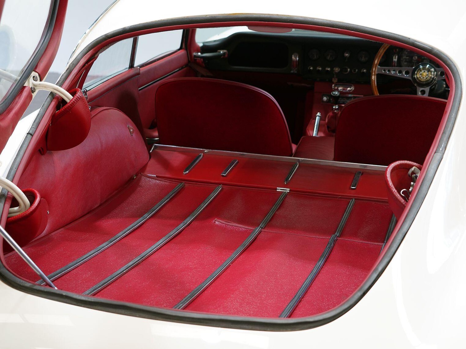 Used Jaguar E-Type for sale - 76476469: Photo 40