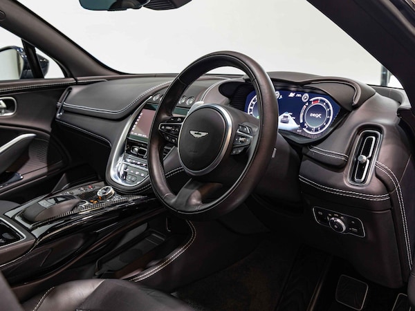 Used Aston Martin DBX 2023 for sale - 76284040: Photo 17