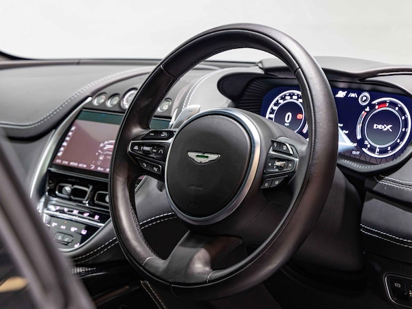 Used Aston Martin DBX 2023 for sale - 76284040: Photo 18