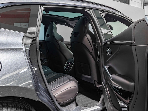 Used Aston Martin DBX 2023 for sale - 76284040: Photo 24